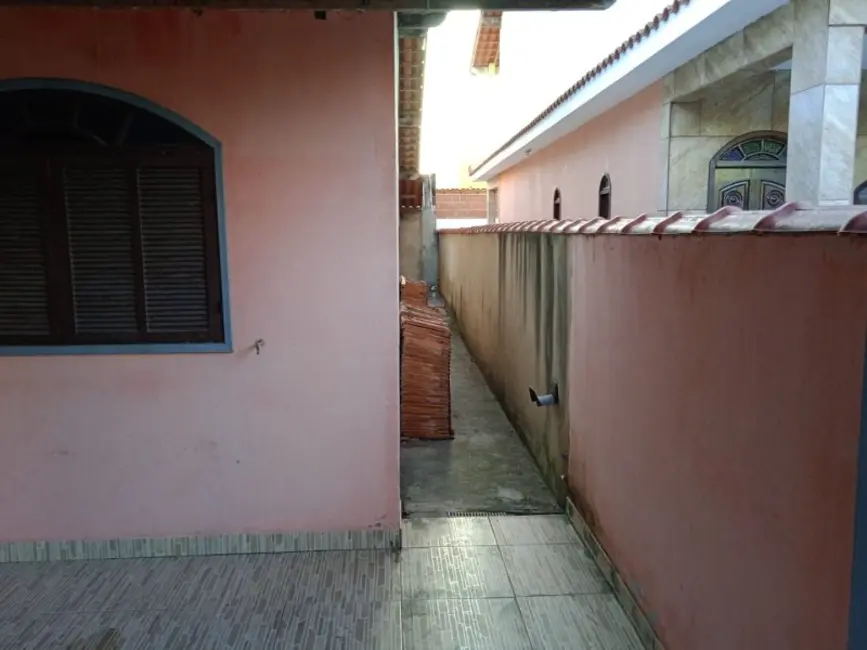 Foto 6 de Casa com 2 quartos à venda, 74m2 em Cabo Frio - RJ