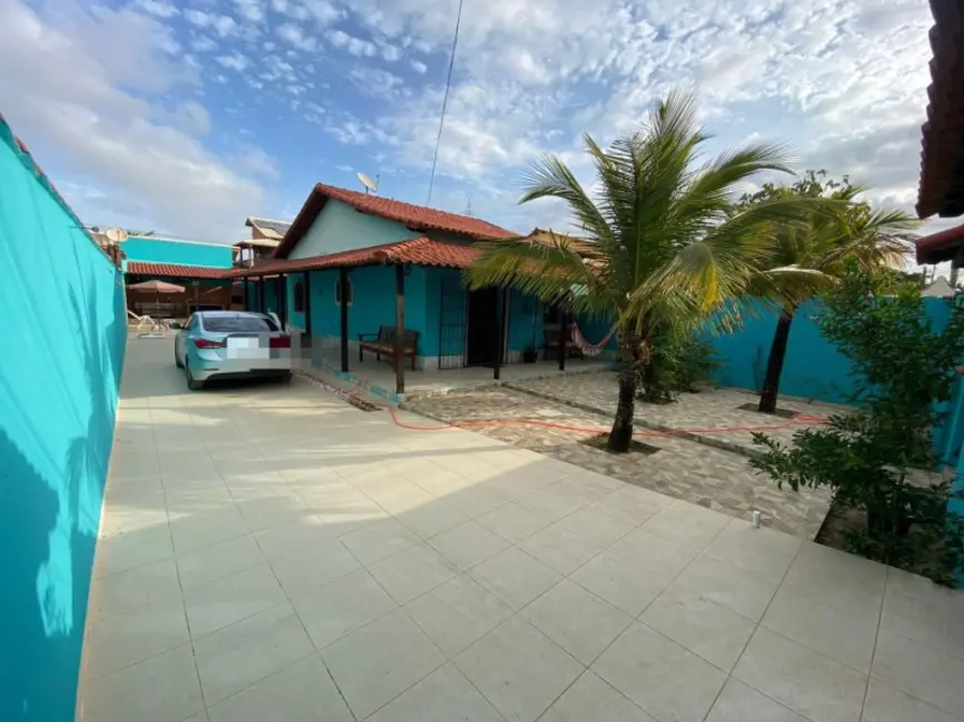 Foto 1 de Casa com 3 quartos à venda, 130m2 em Cabo Frio - RJ