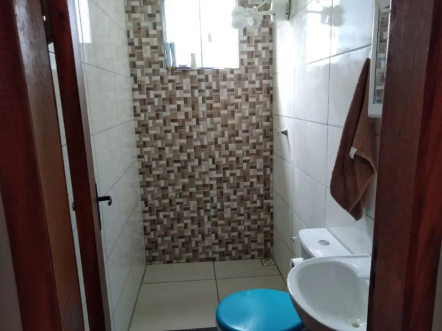 Foto 5 de Casa de Condomínio com 1 quarto à venda, 35m2 em Cabo Frio - RJ