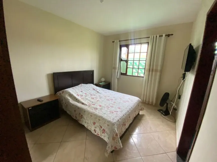 Foto 5 de Casa com 2 quartos à venda, 160m2 em Cabo Frio - RJ