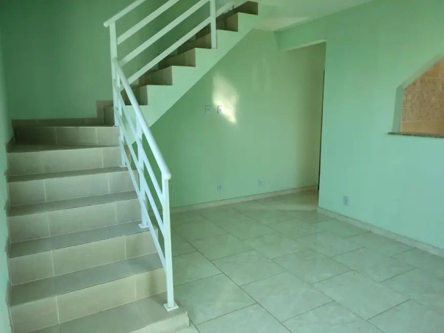 Foto 3 de Casa de Condomínio com 2 quartos à venda, 150m2 em Cabo Frio - RJ