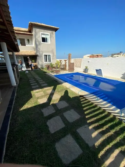 Foto 1 de Casa de Condomínio com 3 quartos à venda, 450m2 em Cabo Frio - RJ