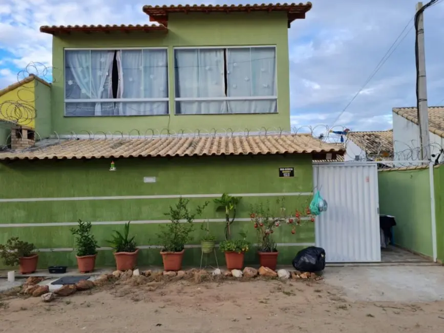 Foto 1 de Casa com 4 quartos à venda, 98m2 em Cabo Frio - RJ