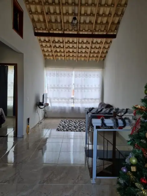 Foto 9 de Casa com 4 quartos à venda, 98m2 em Cabo Frio - RJ