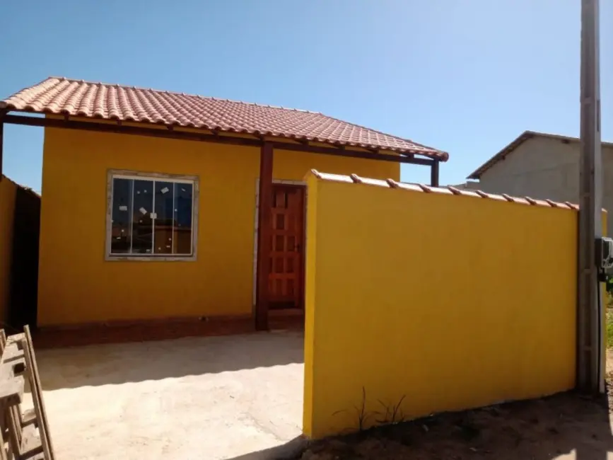Foto 6 de Casa com 2 quartos à venda, 60m2 em Cabo Frio - RJ