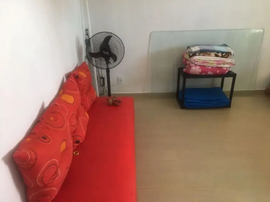 Foto 3 de Casa de Condomínio com 2 quartos à venda, 90m2 em Cabo Frio - RJ