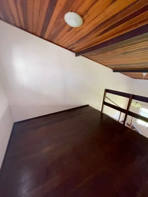 Casa de Condomínio com 3 quartos à venda, 130m2 em Cabo Frio - RJ - imagem 3 Foto 3 de Casa de Condomínio com 3 quartos à venda, 130m2 em Cabo Frio - RJ