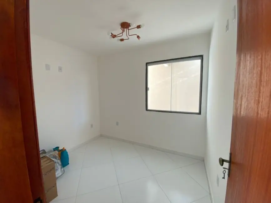 Casa de Condomínio com 3 quartos à venda, 120m2 em Cabo Frio - RJ - imagem 8 Foto 8 de Casa de Condomínio com 3 quartos à venda, 120m2 em Cabo Frio - RJ