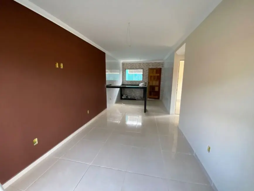 Foto 4 de Casa com 2 quartos à venda, 56m2 em Cabo Frio - RJ