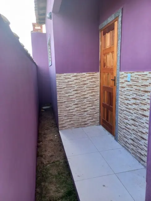 Foto 3 de Casa de Condomínio com 1 quarto à venda, 45m2 em Cabo Frio - RJ