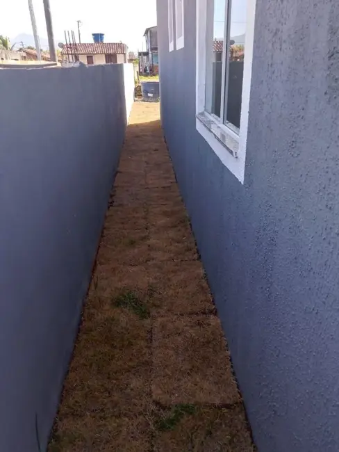 Casa de Condomínio com 2 quartos à venda, 65m2 em Cabo Frio - RJ - imagem 5 Foto 5 de Casa de Condomínio com 2 quartos à venda, 65m2 em Cabo Frio - RJ