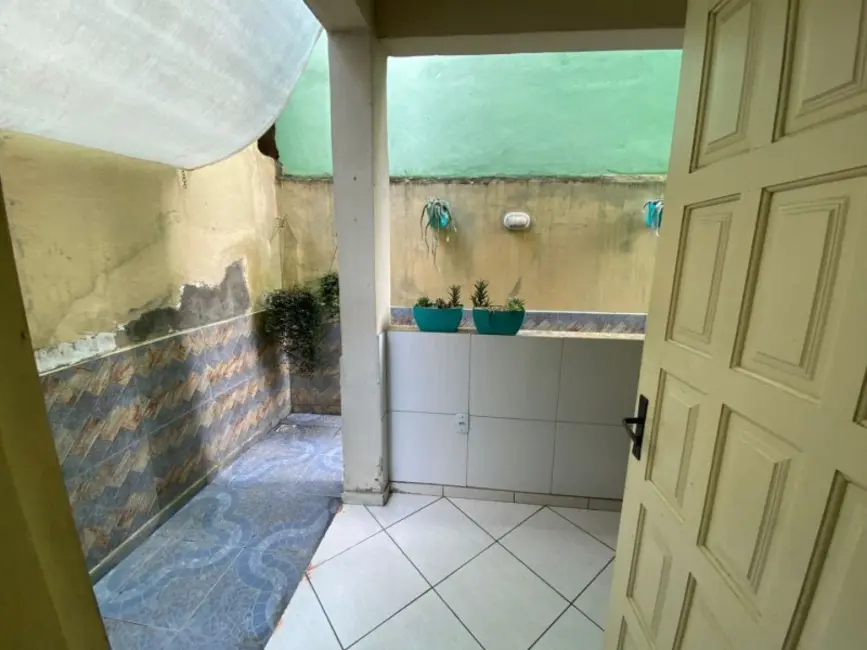 Casa com 2 quartos à venda, 240m2 em Casimiro De Abreu - RJ - imagem 2 Foto 2 de Casa com 2 quartos à venda, 240m2 em Casimiro De Abreu - RJ