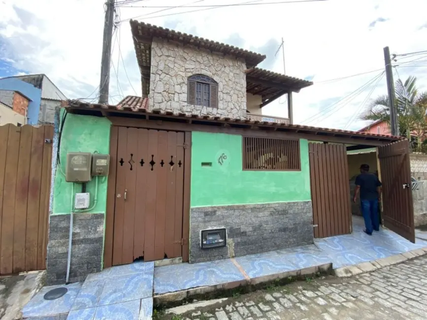Foto 1 de Casa com 2 quartos à venda, 240m2 em Casimiro De Abreu - RJ
