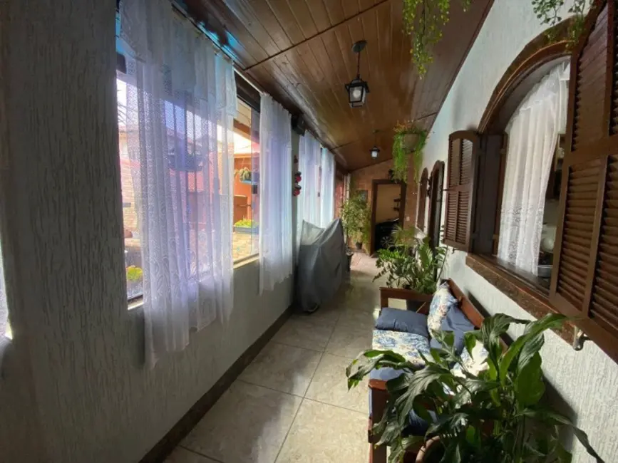 Foto 7 de Casa com 3 quartos à venda, 330m2 em Cabo Frio - RJ