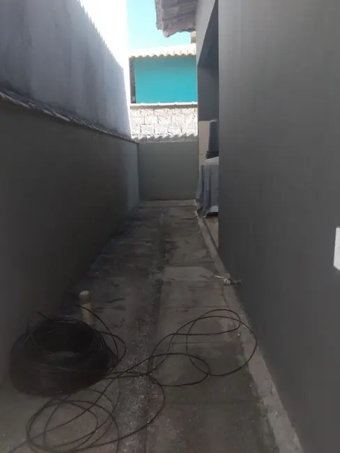 Foto 2 de Casa de Condomínio com 2 quartos à venda, 60m2 em Cabo Frio - RJ
