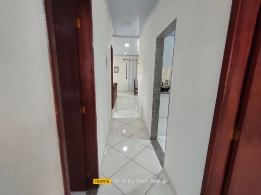 Foto 8 de Casa com 2 quartos à venda, 210m2 em Cabo Frio - RJ