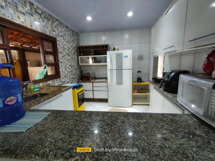 Foto 6 de Casa com 2 quartos à venda, 210m2 em Cabo Frio - RJ