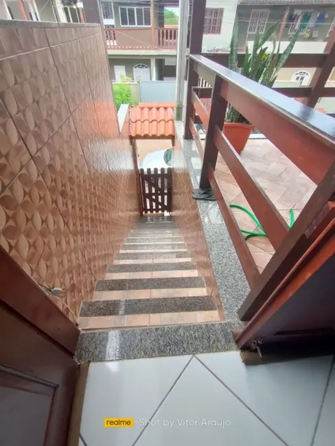 Foto 5 de Casa com 2 quartos à venda, 210m2 em Cabo Frio - RJ