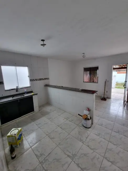Foto 4 de Casa com 1 quarto à venda, 43m2 em Cabo Frio - RJ