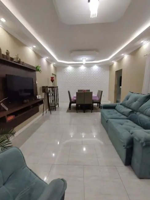 Foto 5 de Casa de Condomínio com 3 quartos à venda, 147m2 em Cabo Frio - RJ