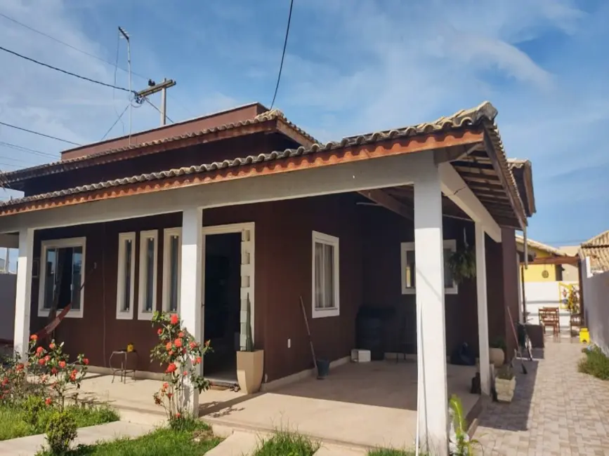 Foto 2 de Casa de Condomínio com 3 quartos à venda, 147m2 em Cabo Frio - RJ