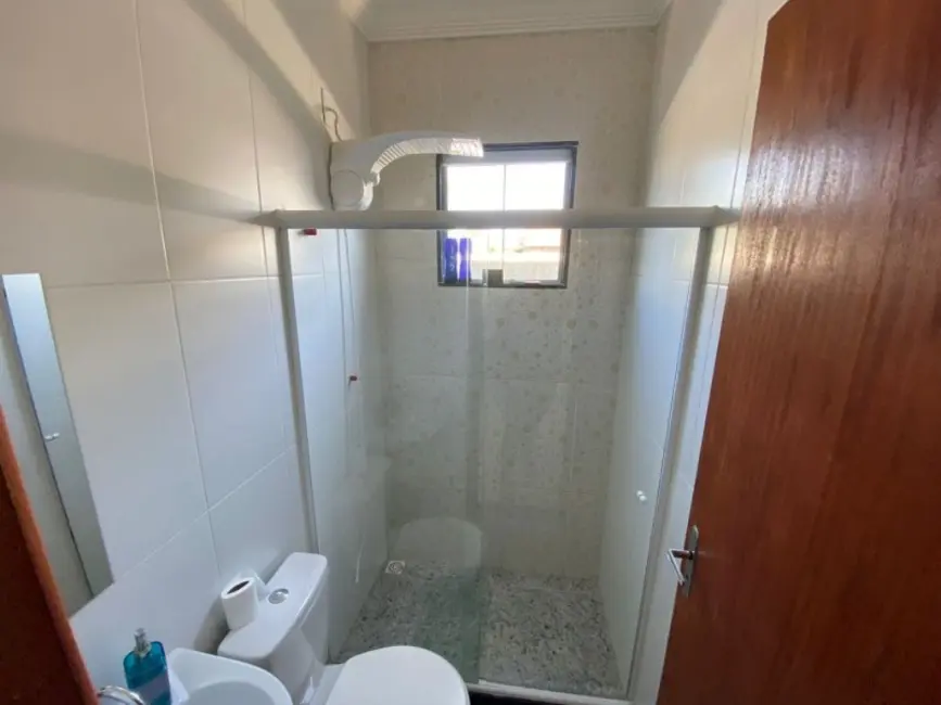 Foto 2 de Casa de Condomínio com 2 quartos à venda, 65m2 em Cabo Frio - RJ