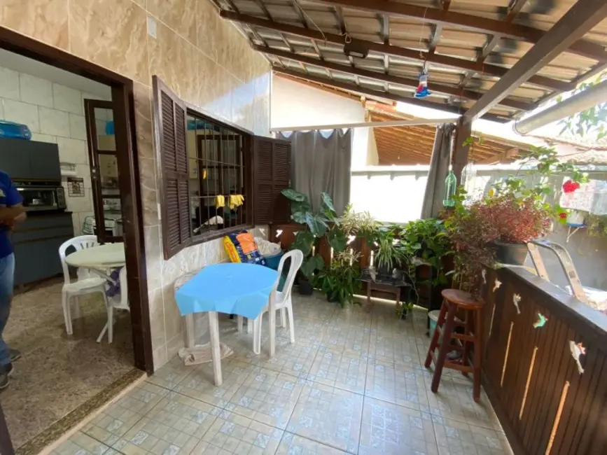 Foto 3 de Casa com 3 quartos à venda, 130m2 em Cabo Frio - RJ