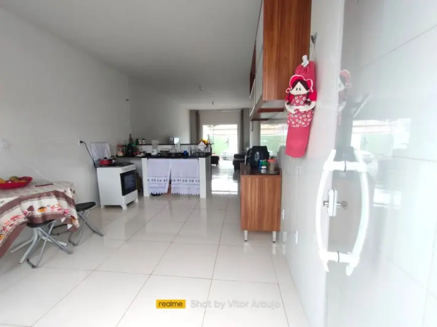 Casa de Condomínio com 3 quartos à venda, 100m2 em Cabo Frio - RJ - imagem 4 Foto 4 de Casa de Condomínio com 3 quartos à venda, 100m2 em Cabo Frio - RJ