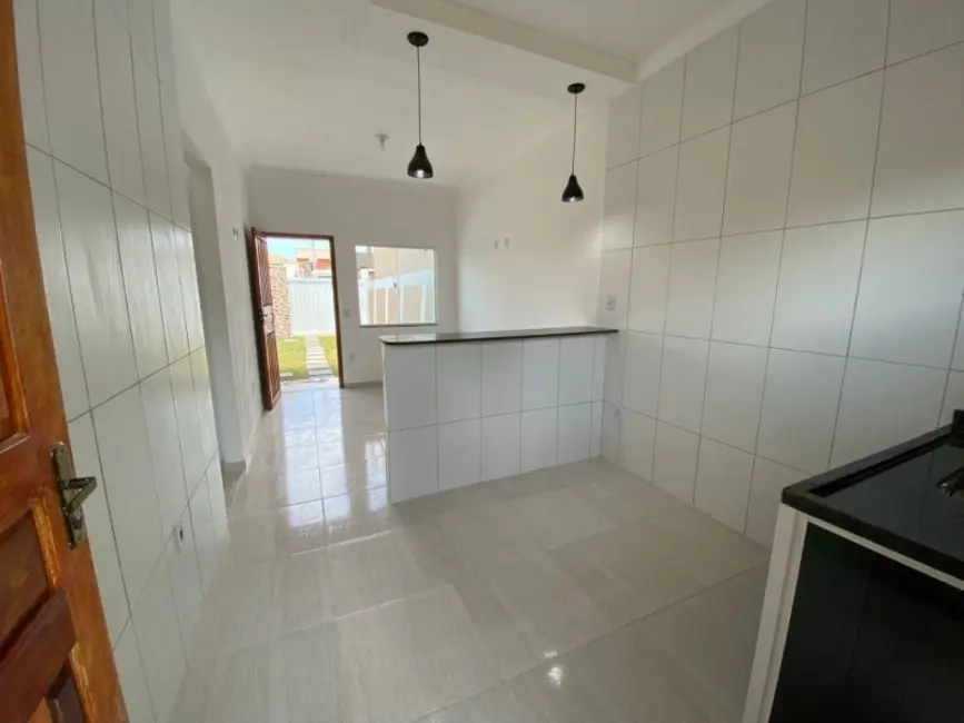 Casa de Condomínio com 2 quartos à venda, 50m2 em Cabo Frio - RJ - imagem 9 Foto 9 de Casa de Condomínio com 2 quartos à venda, 50m2 em Cabo Frio - RJ