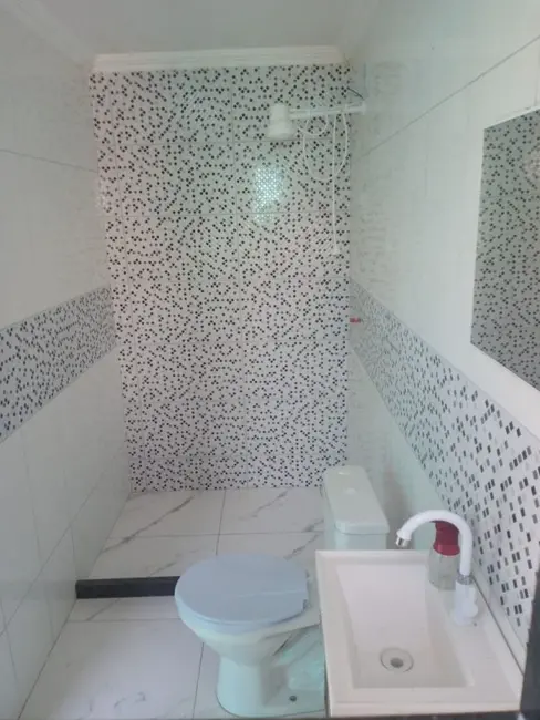 Foto 2 de Casa com 2 quartos à venda, 56m2 em Cabo Frio - RJ