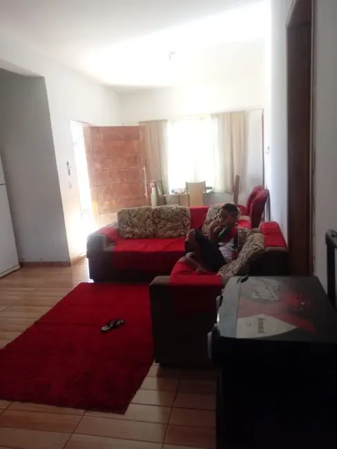 Casa de Condomínio com 2 quartos à venda, 75m2 em Cabo Frio - RJ - imagem 5 Foto 5 de Casa de Condomínio com 2 quartos à venda, 75m2 em Cabo Frio - RJ