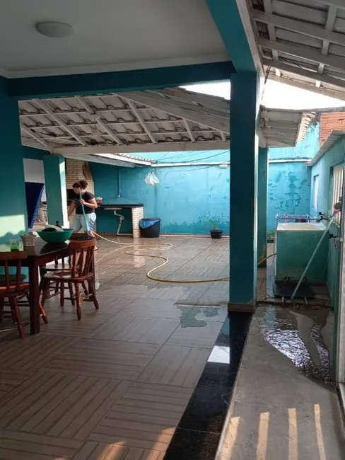 Foto 8 de Casa com 3 quartos à venda, 84m2 em Cabo Frio - RJ