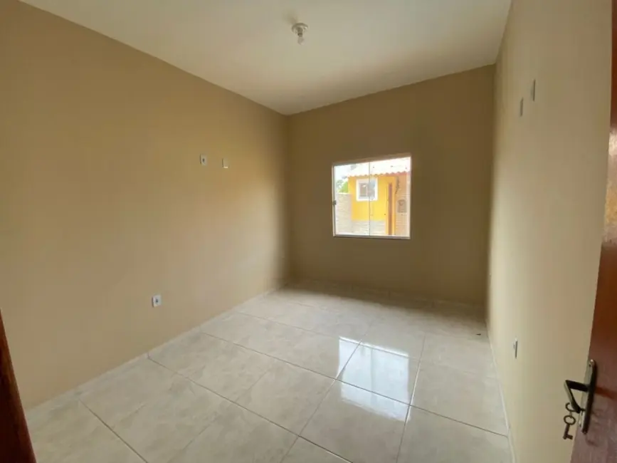 Casa de Condomínio com 2 quartos à venda, 52m2 em Cabo Frio - RJ - imagem 4 Foto 4 de Casa de Condomínio com 2 quartos à venda, 52m2 em Cabo Frio - RJ