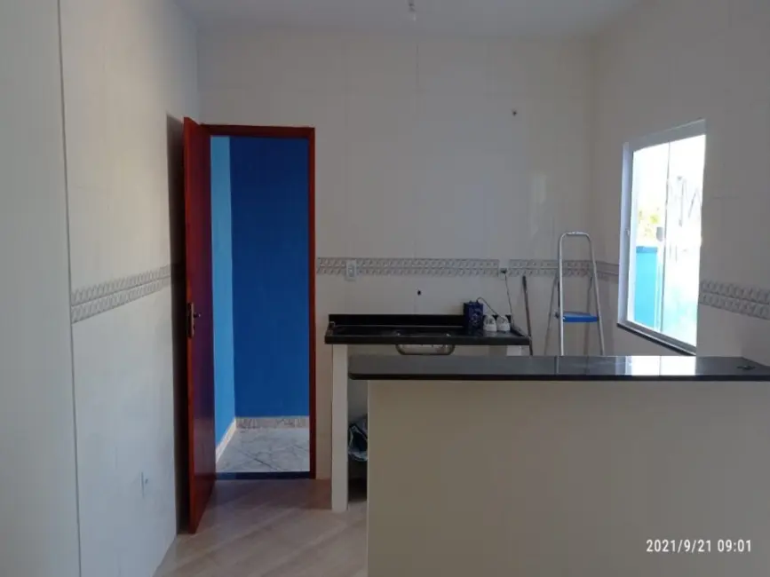 Casa com 1 quarto à venda, 38m2 em Cabo Frio - RJ - imagem 4 Foto 4 de Casa com 1 quarto à venda, 38m2 em Cabo Frio - RJ