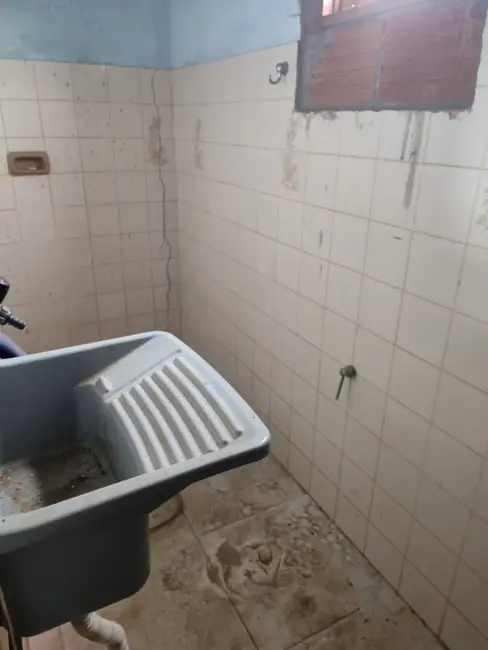 Foto 3 de Casa com 4 quartos à venda, 110m2 em Cabo Frio - RJ