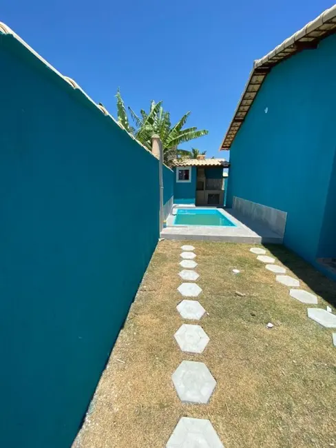Foto 6 de Casa de Condomínio com 2 quartos à venda, 54m2 em Cabo Frio - RJ