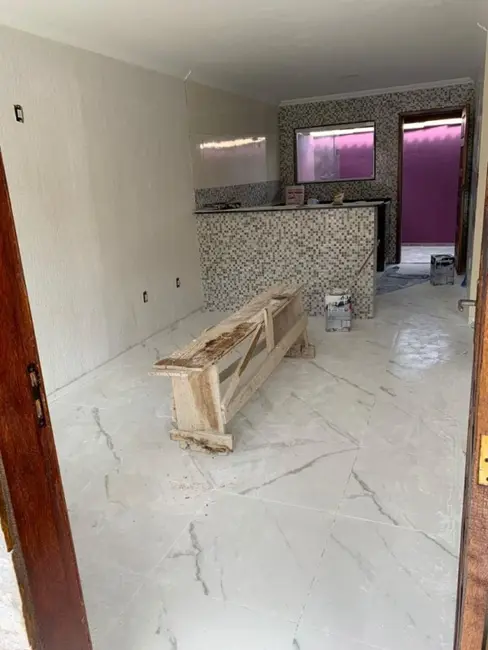 Foto 4 de Casa com 2 quartos à venda, 56m2 em Cabo Frio - RJ