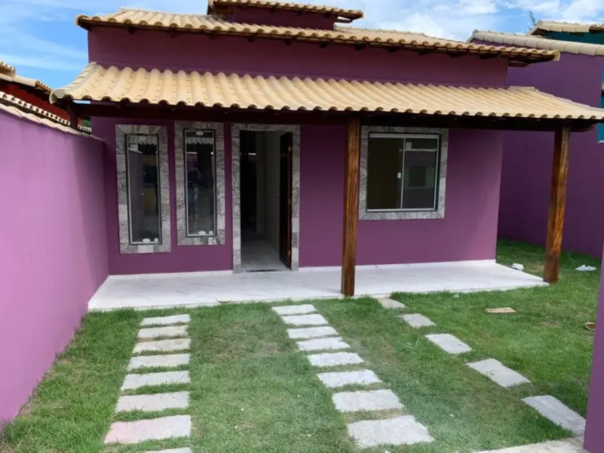 Foto 2 de Casa com 2 quartos à venda, 56m2 em Cabo Frio - RJ