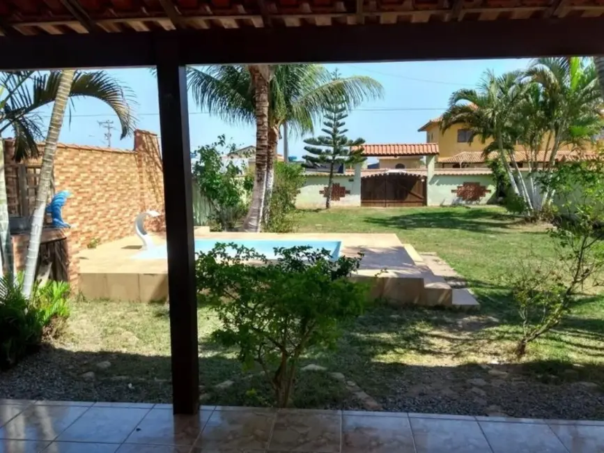 Casa de Condomínio com 1 quarto à venda, 90m2 em Cabo Frio - RJ - imagem 3 Foto 3 de Casa de Condomínio com 1 quarto à venda, 90m2 em Cabo Frio - RJ