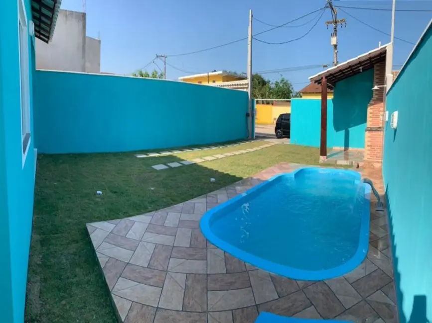 Foto 9 de Casa de Condomínio com 2 quartos à venda, 52m2 em Cabo Frio - RJ