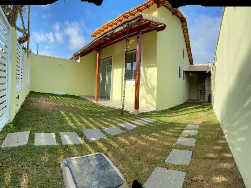 Casa de Condomínio com 2 quartos à venda, 70m2 em Cabo Frio - RJ - imagem 3 Foto 3 de Casa de Condomínio com 2 quartos à venda, 70m2 em Cabo Frio - RJ