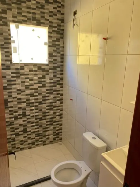 Foto 5 de Casa de Condomínio com 2 quartos à venda, 60m2 em Cabo Frio - RJ