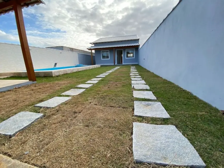 Foto 3 de Casa de Condomínio com 2 quartos à venda, 100m2 em Cabo Frio - RJ