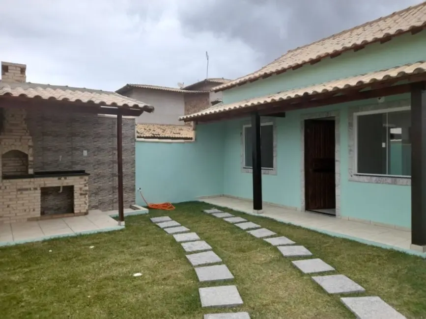 Foto 2 de Casa de Condomínio com 1 quarto à venda, 35m2 em Cabo Frio - RJ
