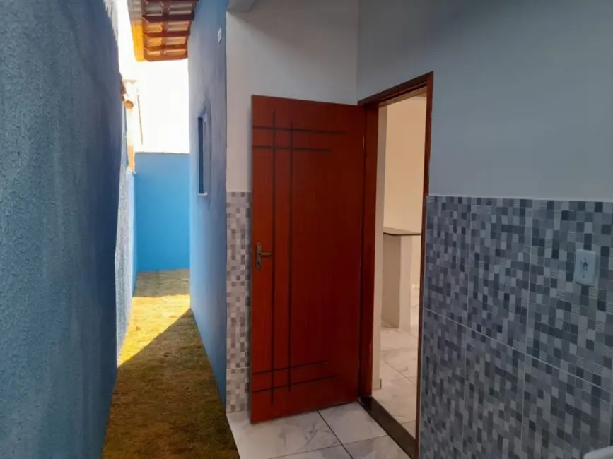 Foto 5 de Casa de Condomínio com 1 quarto à venda, 40m2 em Cabo Frio - RJ