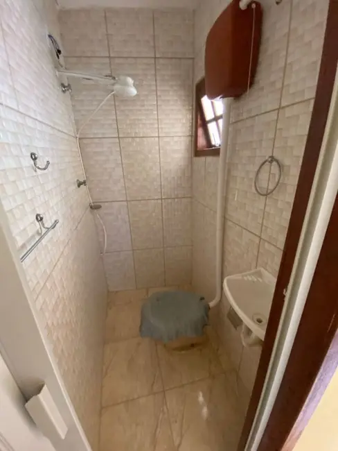 Foto 4 de Casa com 1 quarto à venda, 95m2 em Cabo Frio - RJ