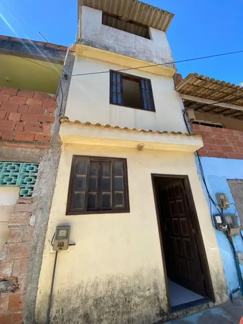 Foto 1 de Casa com 1 quarto à venda, 95m2 em Cabo Frio - RJ