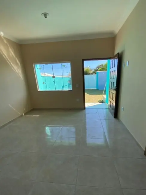 Foto 6 de Casa de Condomínio com 2 quartos à venda, 51m2 em Cabo Frio - RJ