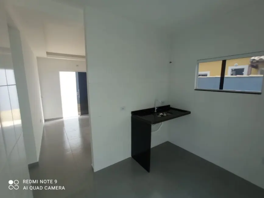 Casa de Condomínio com 2 quartos à venda, 80m2 em Cabo Frio - RJ - imagem 4 Foto 4 de Casa de Condomínio com 2 quartos à venda, 80m2 em Cabo Frio - RJ
