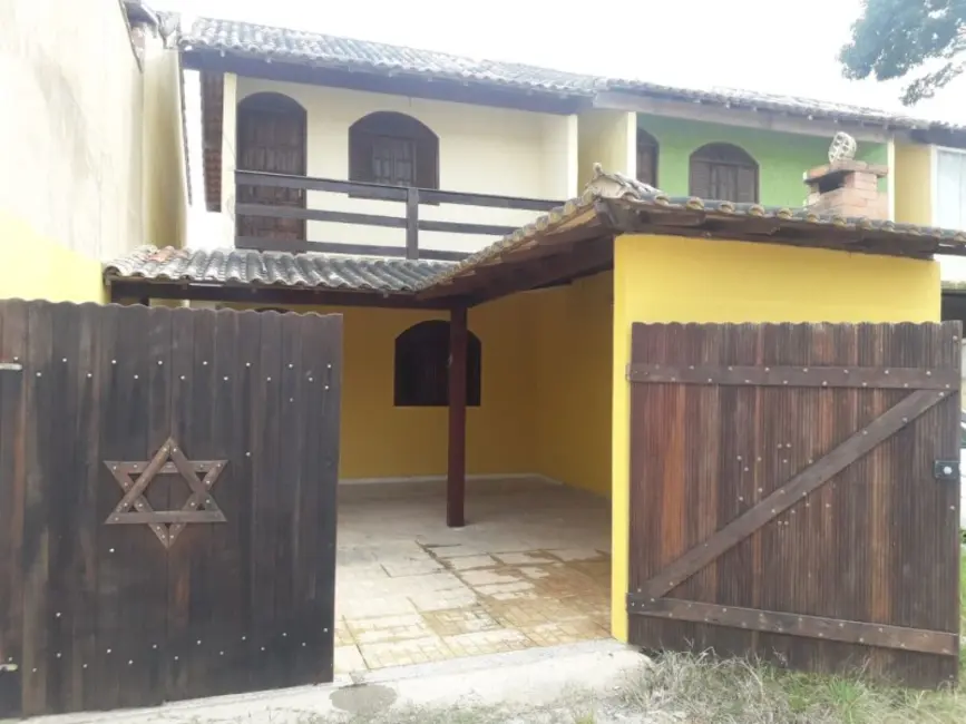 Foto 1 de Casa com 2 quartos à venda, 80m2 em Cabo Frio - RJ